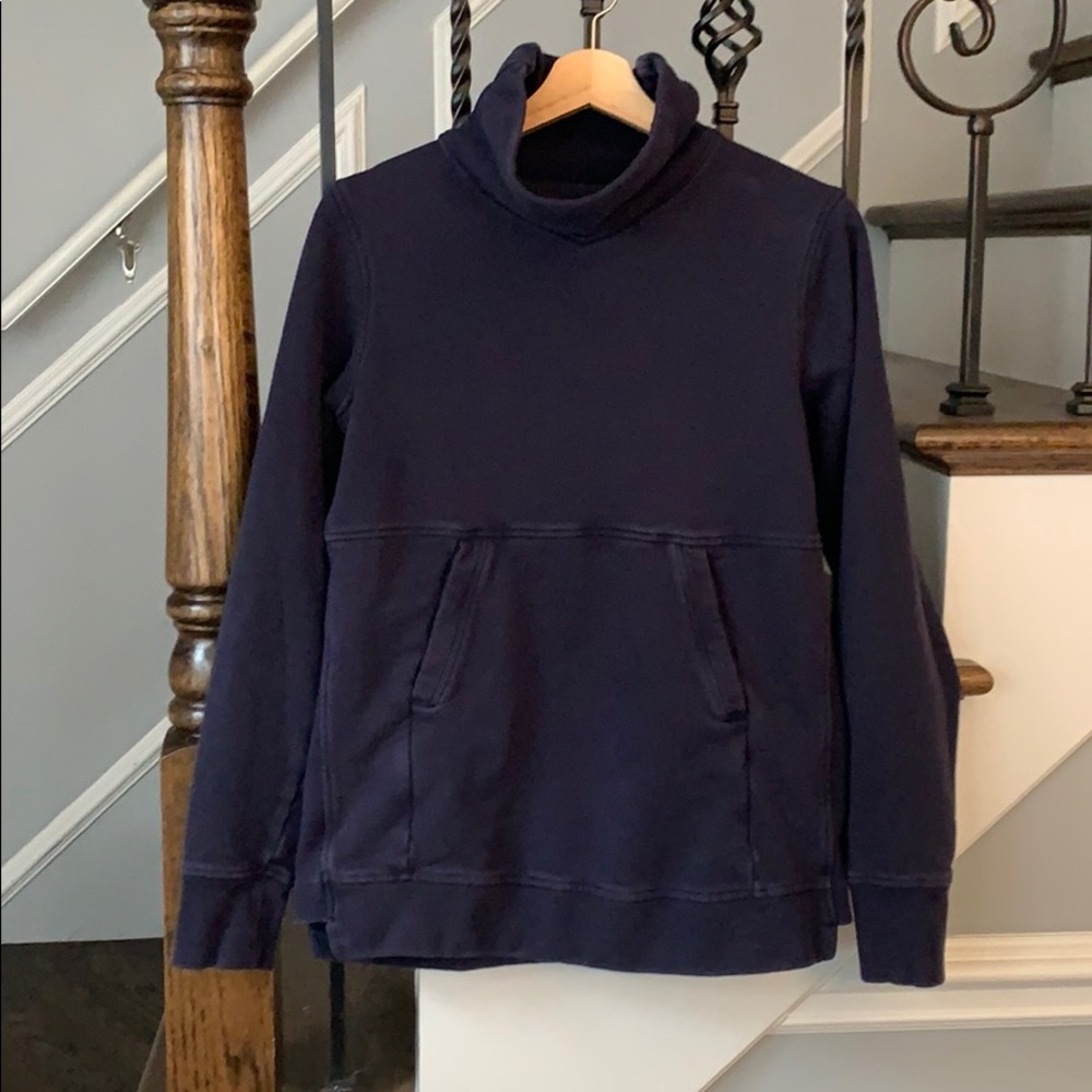Lululemon turtleneck sweatshirt in navy, 8